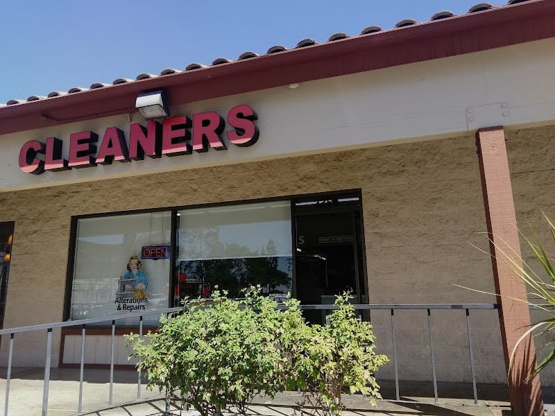 Best Cleaners - Laundromat in CA 92506