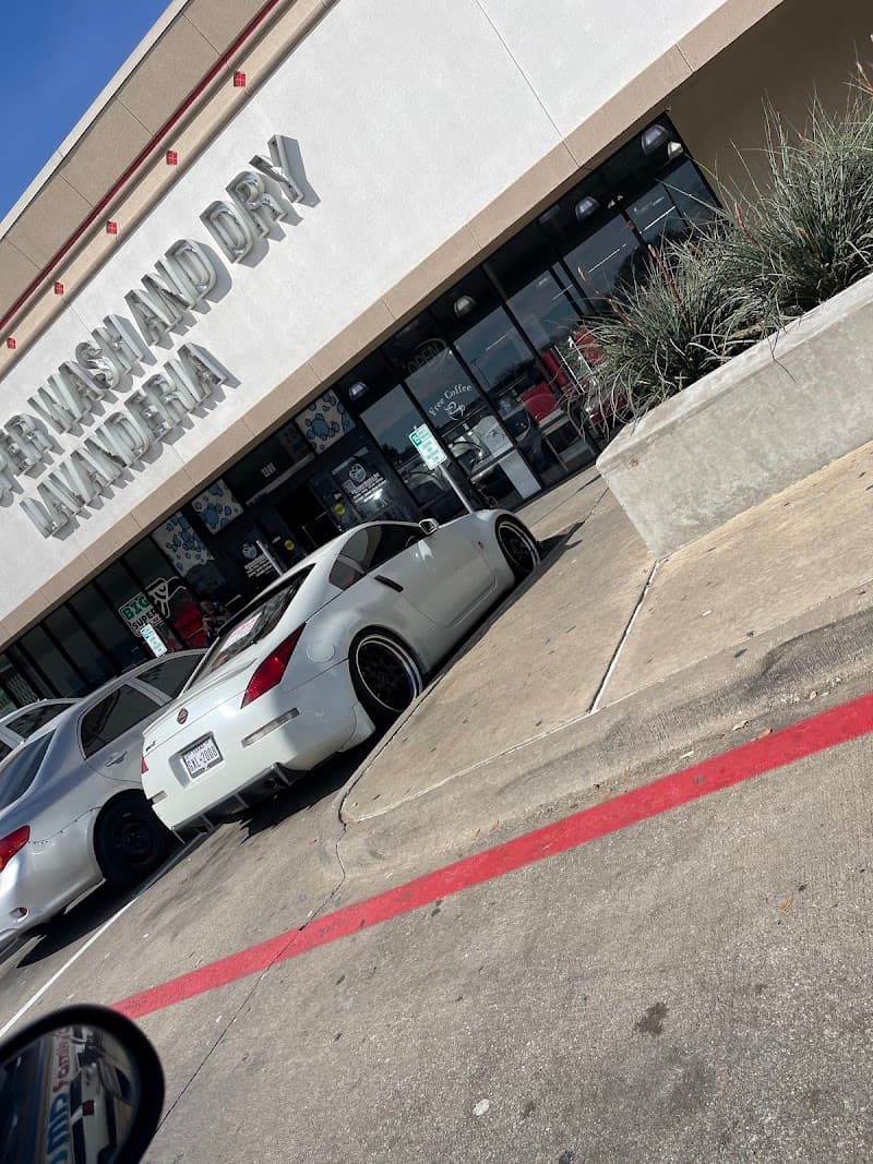 Big Super Wash & Dry - Laundromat in Dallas
