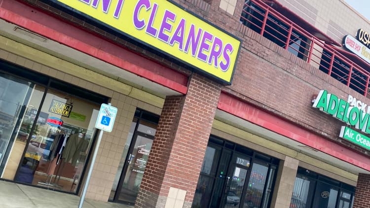 Decent Cleaners - Laundromat in Dallas