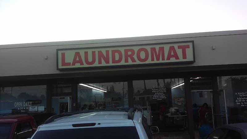 Hole Coin Laundry - Laundromat in CA 92505