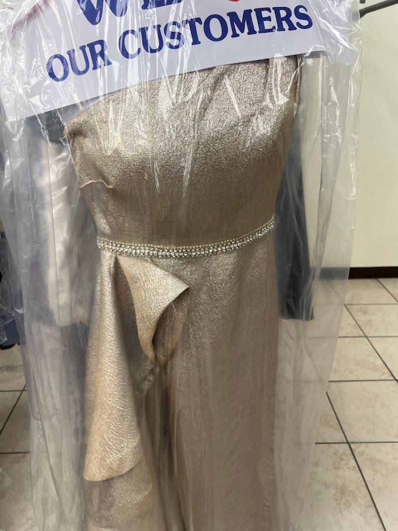 US Cleaners - Laundromat in Dallas