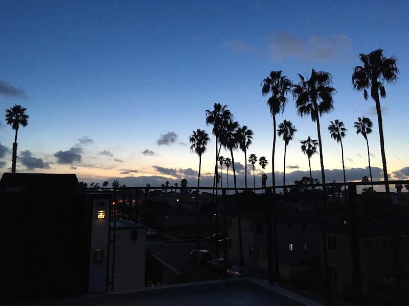 Wonderland Coin Laundry - Laundromat in CA 92107