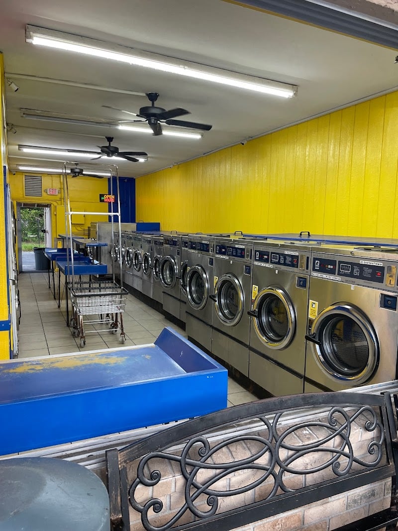 24 Hour Coin Laundry - Laundromat in FL 33765