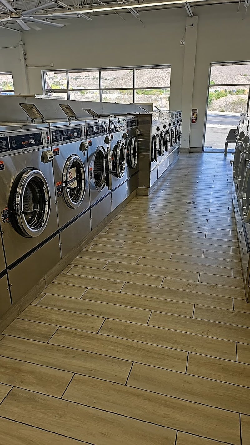 24 Hour Lone Star Laundry - Laundromat in El Paso