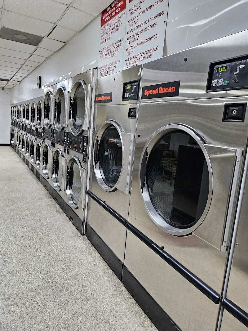 9th Avenue Coin Laundry - Laundromat in FL 32504