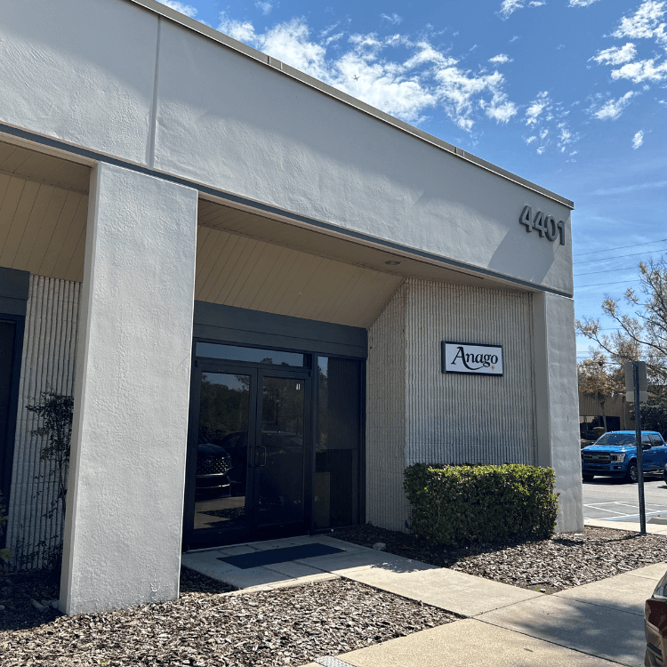 Anago Commercial Cleaning - Laundromat in FL 32811