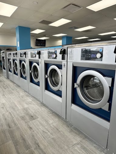 Beckham Laundry World - Laundromat in Mesquite