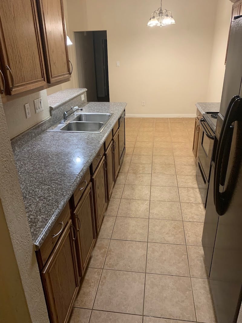 Benbrook Maid Service - Laundromat in Benbrook
