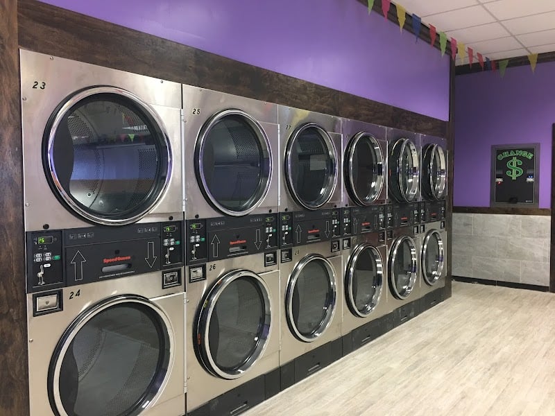 Blanding Coin Laundry - Laundromat in FL 32244