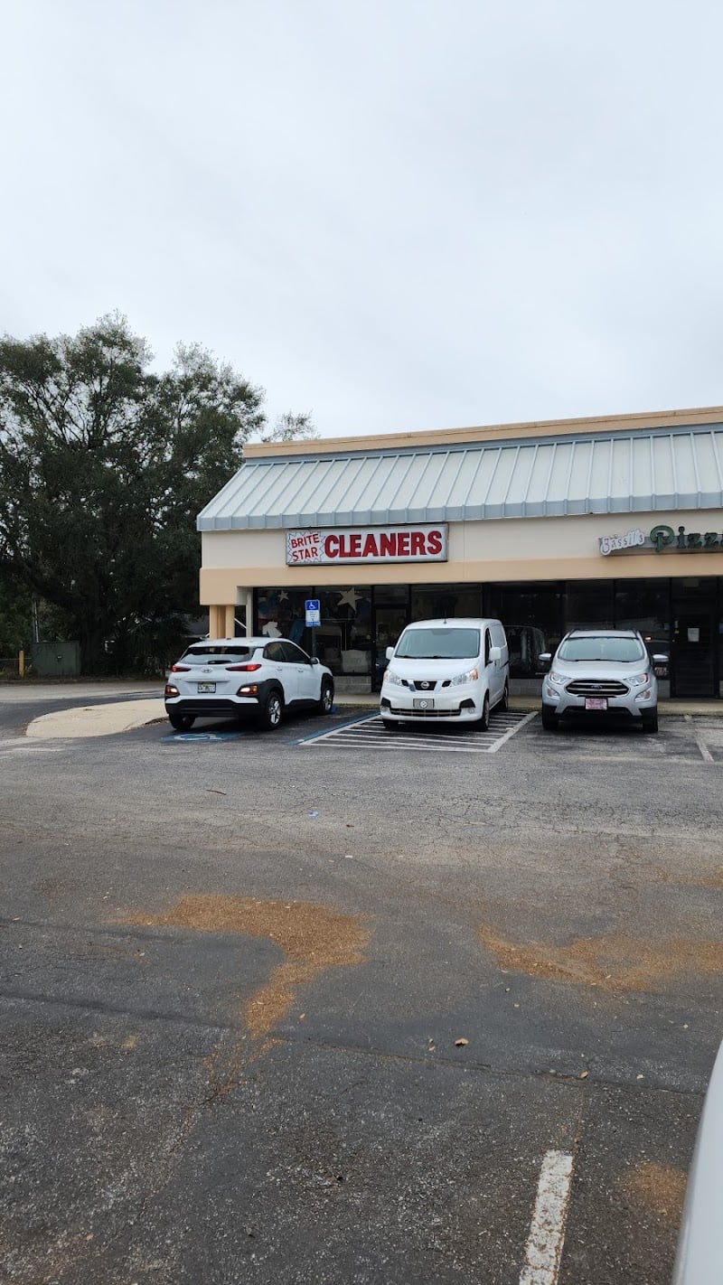 Brite Star Cleaners - Laundromat in FL 32208