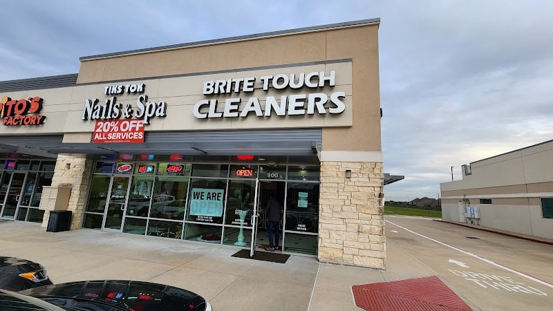 Brite Touch Cleaners (Fulshear, Katy) - Laundromat in Katy