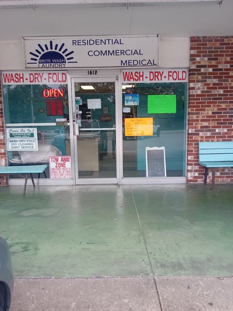 BriteWash laundromat - Laundromat in FL 33803