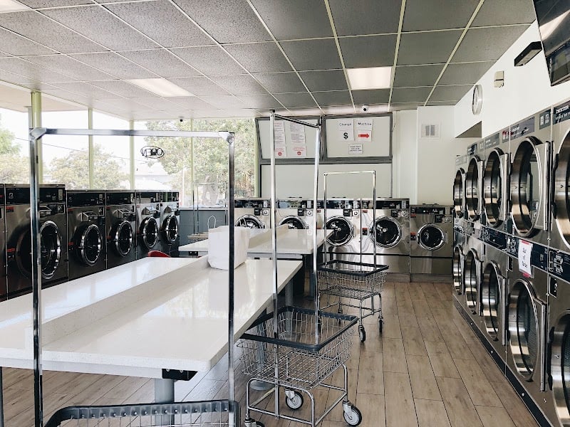 Calderon Coin Laundry - Laundromat in CA 94041