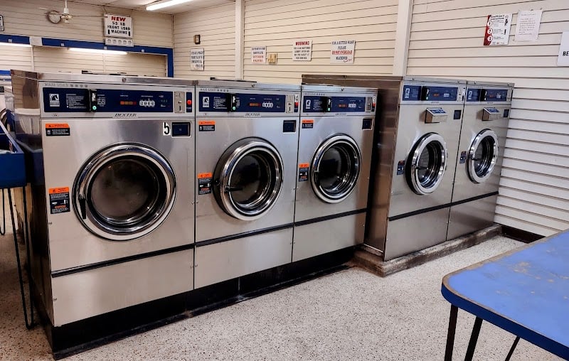 Coin Laundry - Laundromat in FL 33781