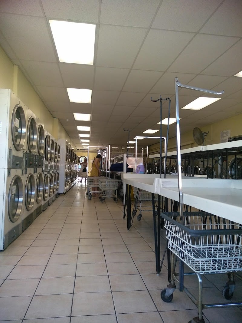 Coin Laundry - Laundromat in FL 33013