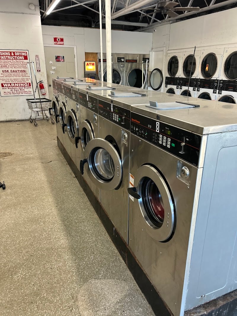 Coin Laundry - Laundromat in FL 33705
