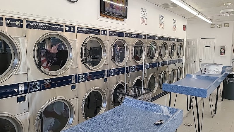 Coin Laundry Richardson Wash & Dry - Laundromat in Richardson