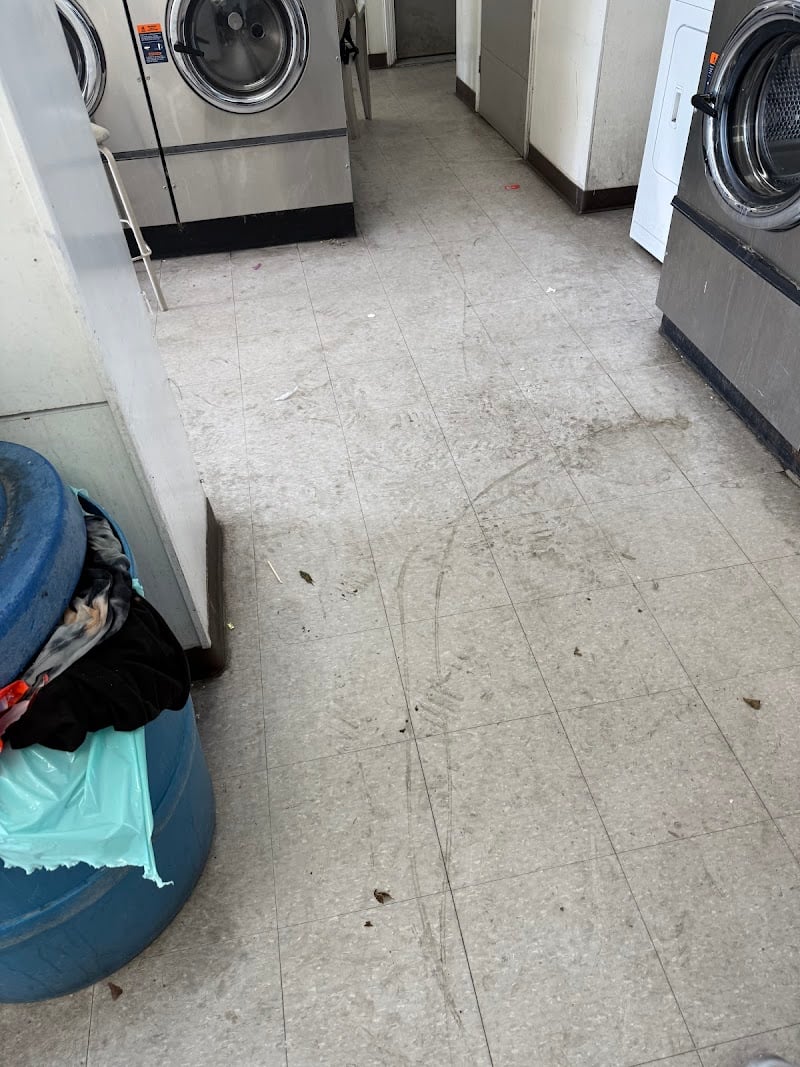 Coinless Laundry - Laundromat in CA 95350