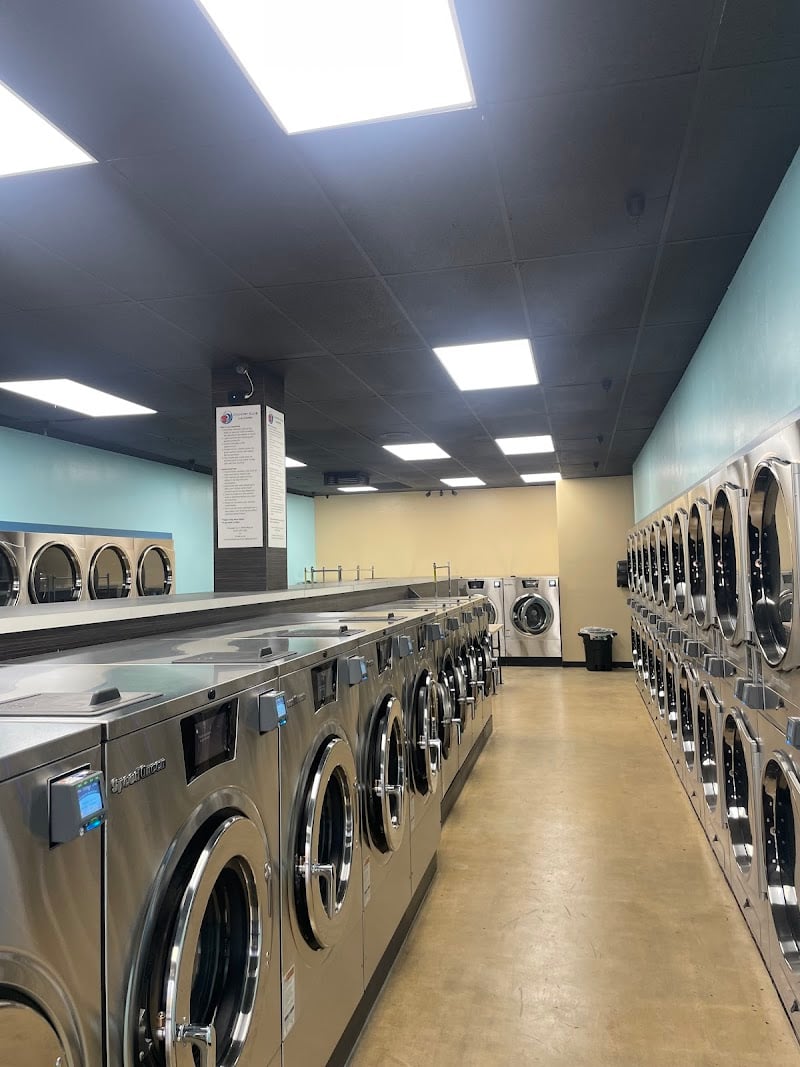Country Club Laundry - Laundromat in CA 91911