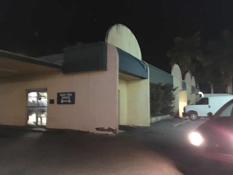 Courtesy Cleaners & Laundry - Laundromat in FL 34205