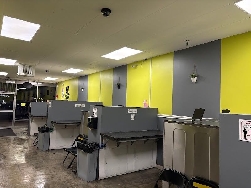 Creekside Laundry - Laundromat in CA 94541