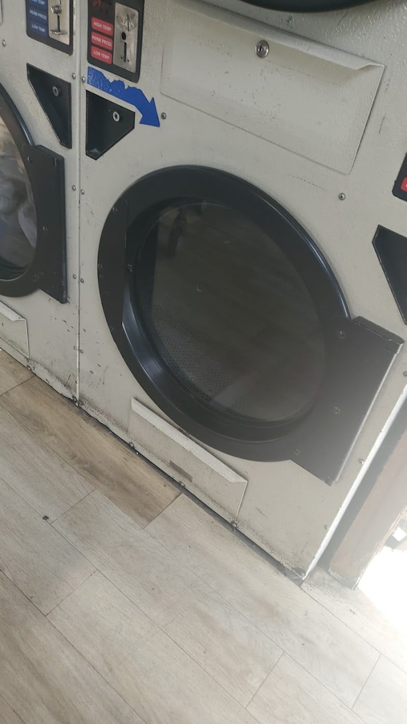 Crown Coin Laundry - Laundromat in CA 94544