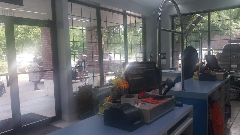 Crystal Cleaners - Laundromat in Richmond
