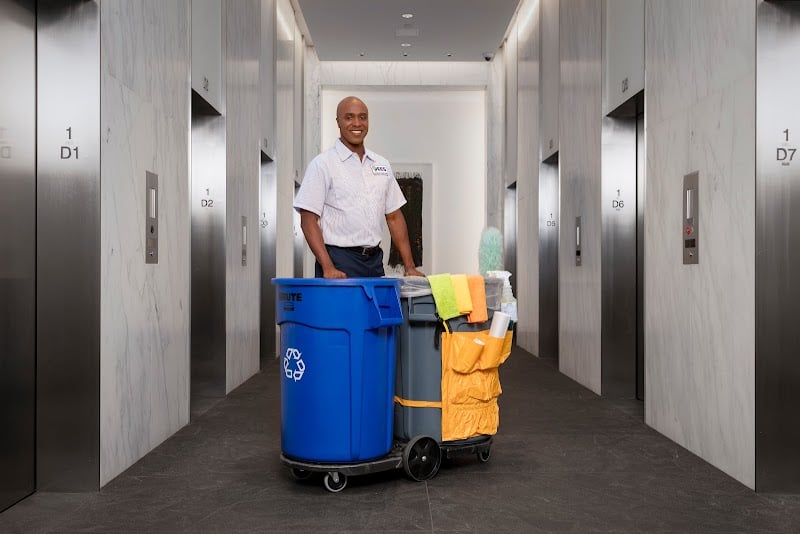 CS Facility Services - Laundromat in CA 92626