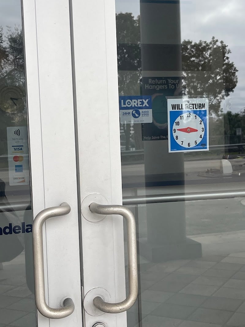 Dadeland Cleaners - Laundromat in FL 33143