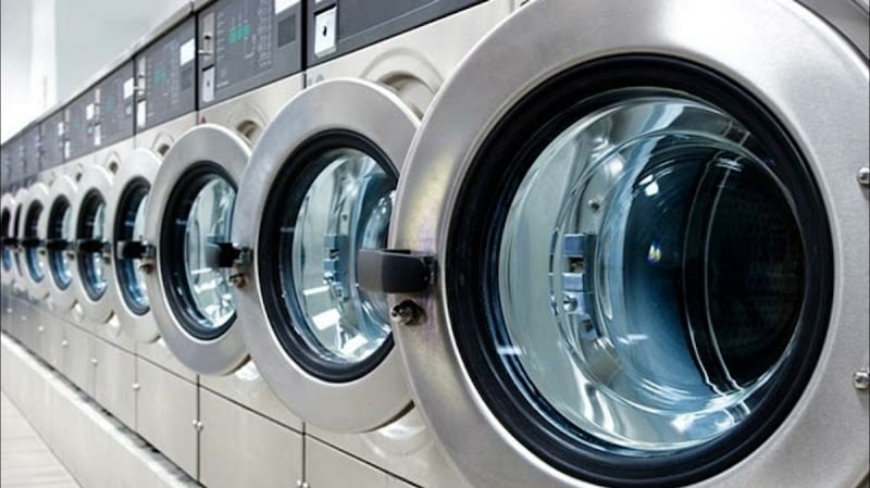 Dave's Laundromat - Laundromat in FL 32506