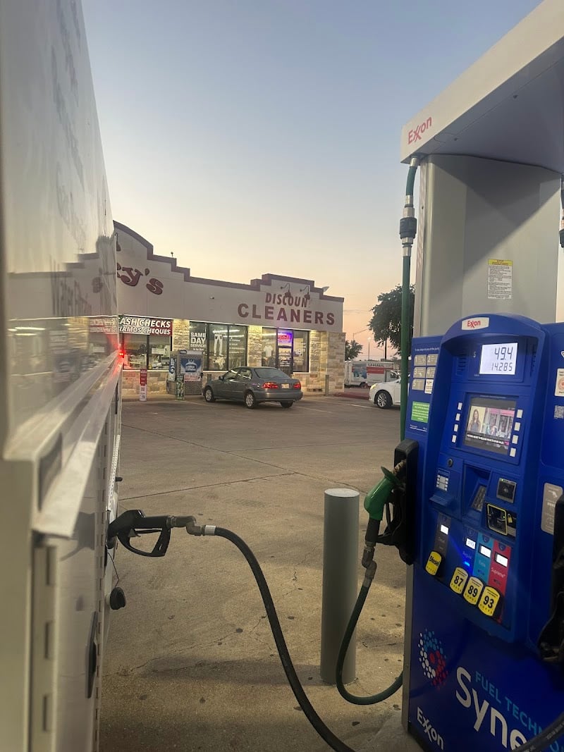 Discount Cleaners - Laundromat in College Station