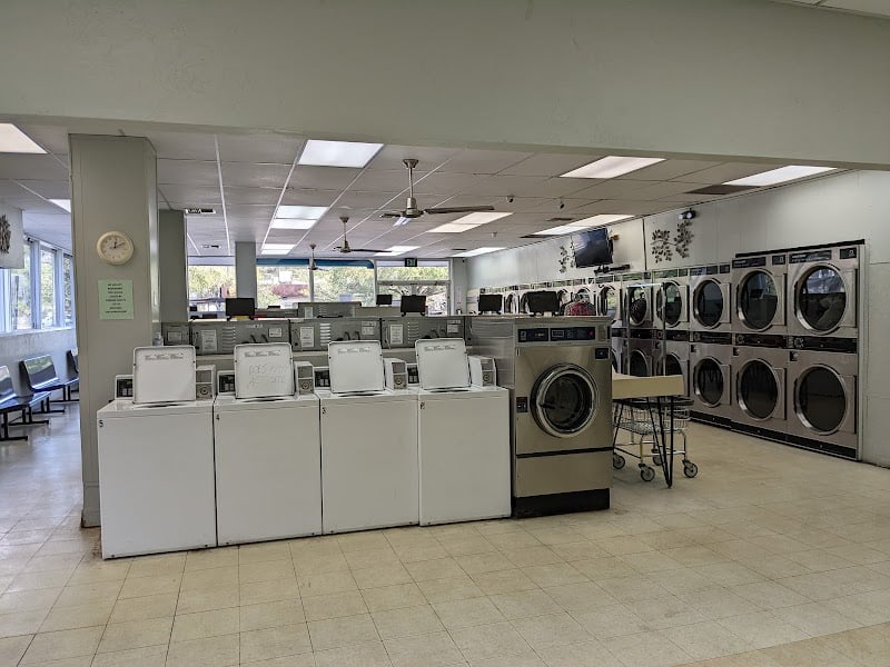 Don's Coin Laundry - Laundromat in FL 32605