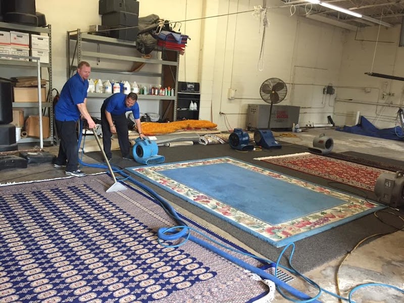 DynaClean Professional Services - Laundromat in Round Rock