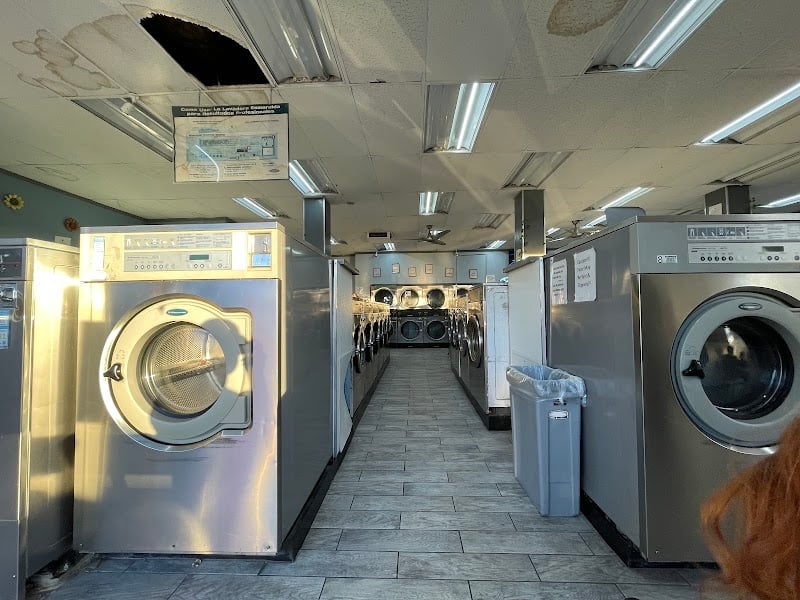 DZLaundry - Coin Laundry - Laundromat in CA 92376