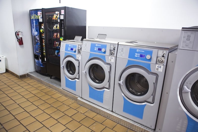 El Laundry - Laundromat in FL 33016