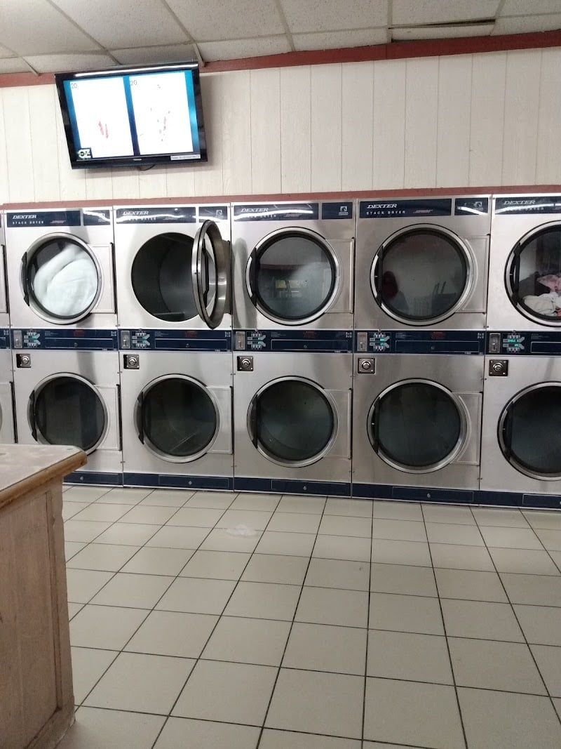 EZ Wash Laundry - Laundromat in Plano