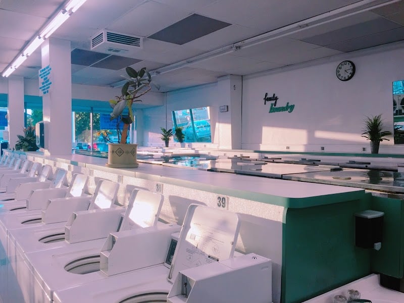 Family Coin Laundry - Laundromat in CA 91204