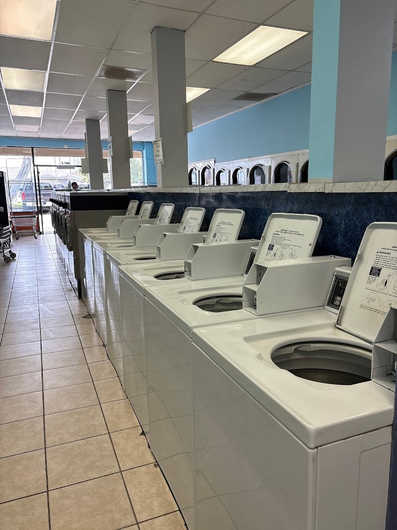 Fresh N' Clean Coin-Op Laundry - Laundromat in CA 93065