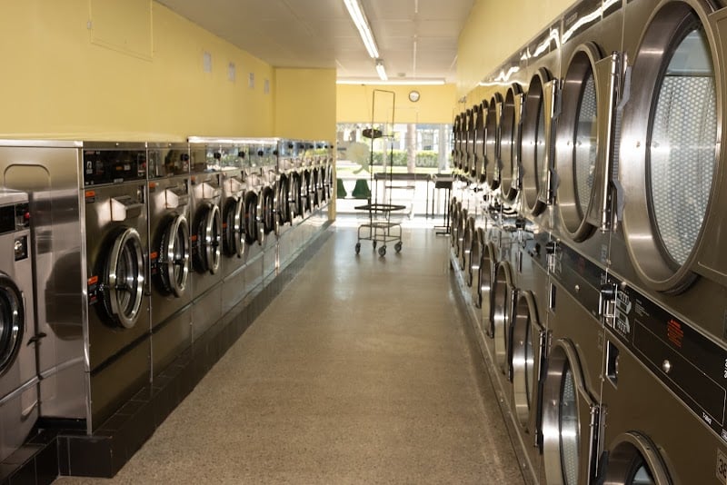 Fresh Start Express Laundry - Laundromat in FL 33711