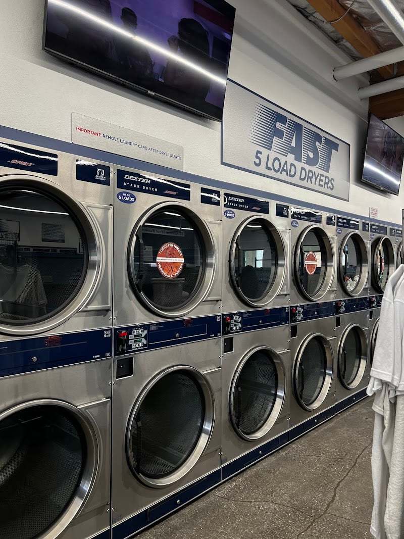 Grande Laundry Place - Laundromat in CA 92025