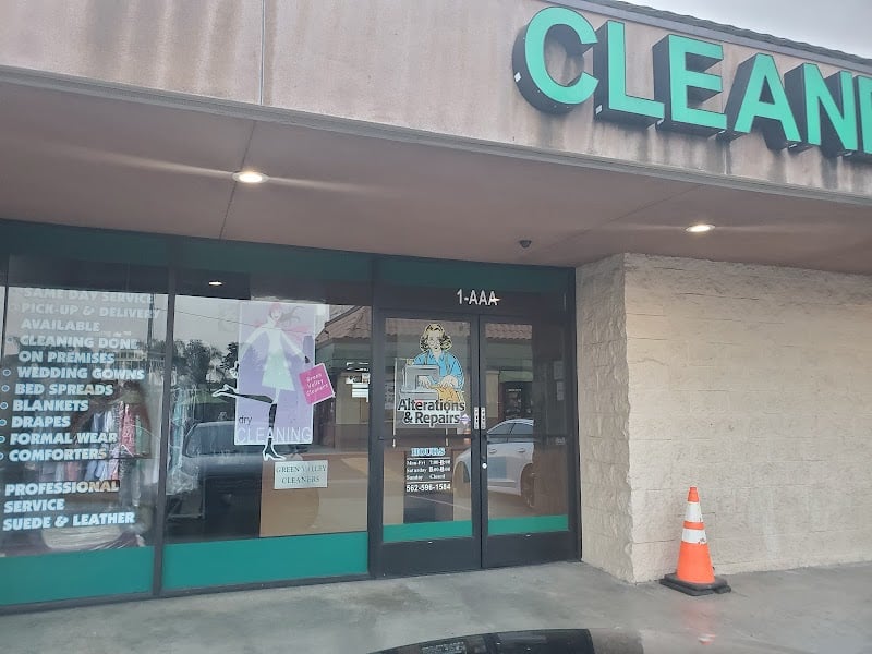 gv cleaners - Laundromat in CA 90815
