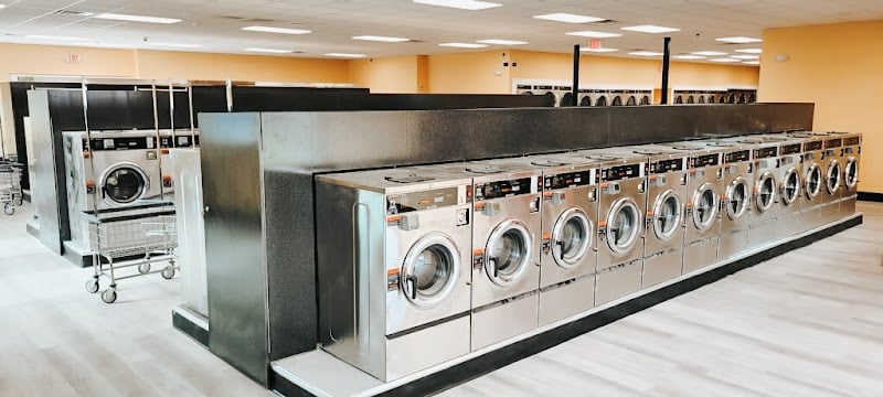 Happy Bubbles Laundromat - Laundromat in FL 33756