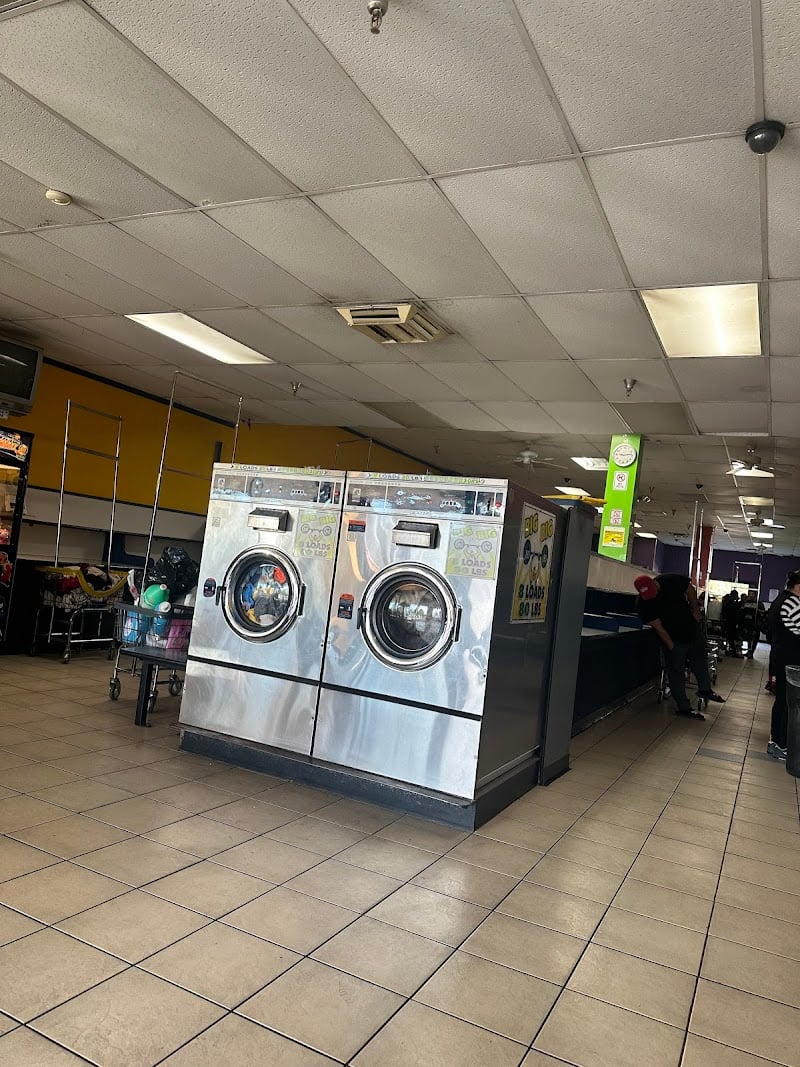 Highland Coinless Laundry - Laundromat in CA 92404