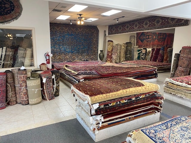 Idin Oriental Rug Gallery - Laundromat in FL 33803
