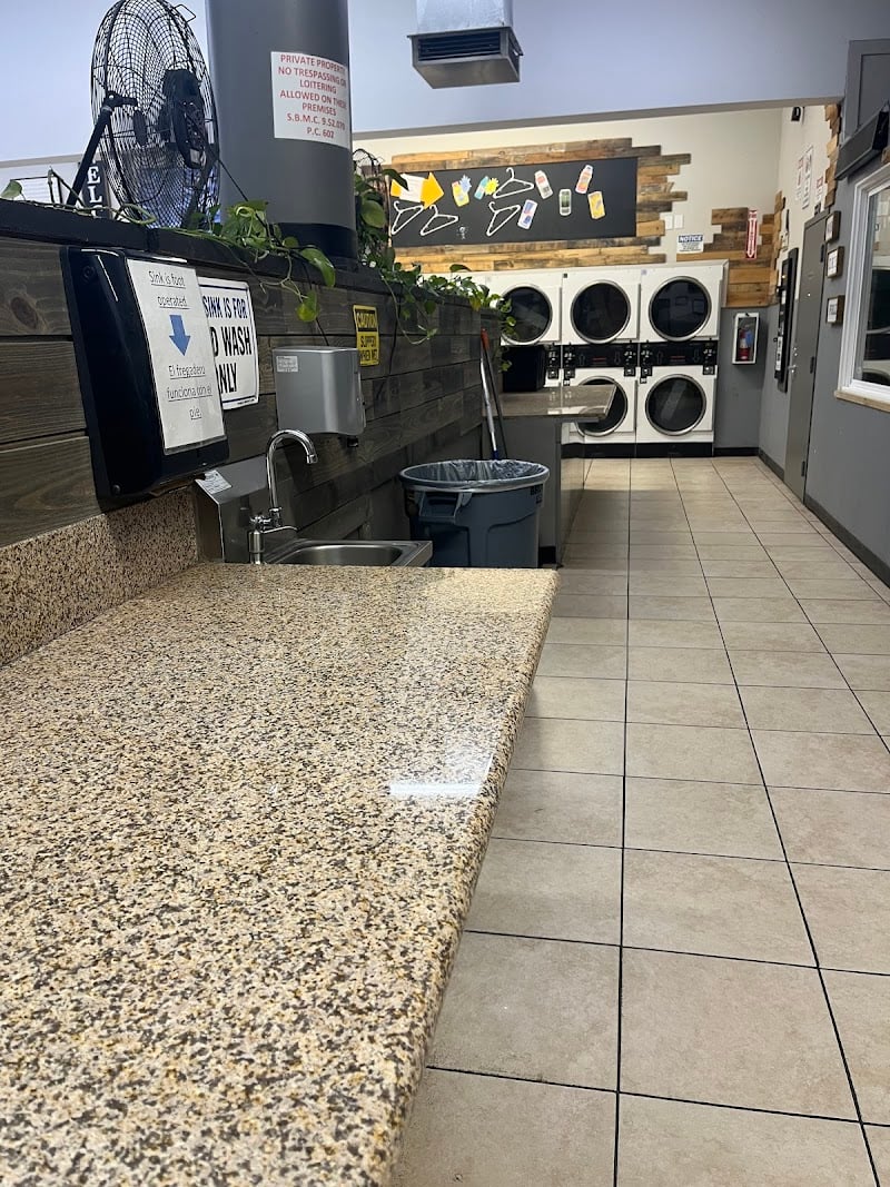 Karma Coin Wash - Laundromat in CA 92404
