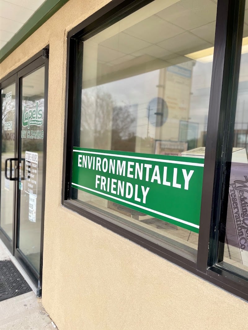 Lapels Dry Cleaning - Laundromat in Brownsville