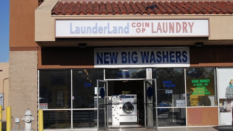 Laundry Laundromat - Laundromat in CA 92705
