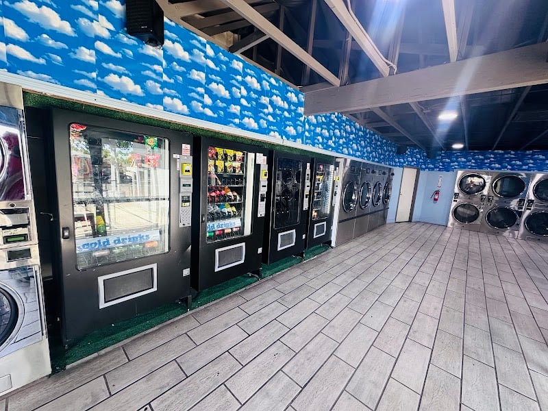Laundry Lounge - Laundromat in CA 95354