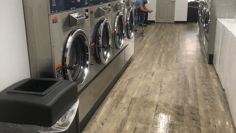 Laundry Room - Laundromat in Longview