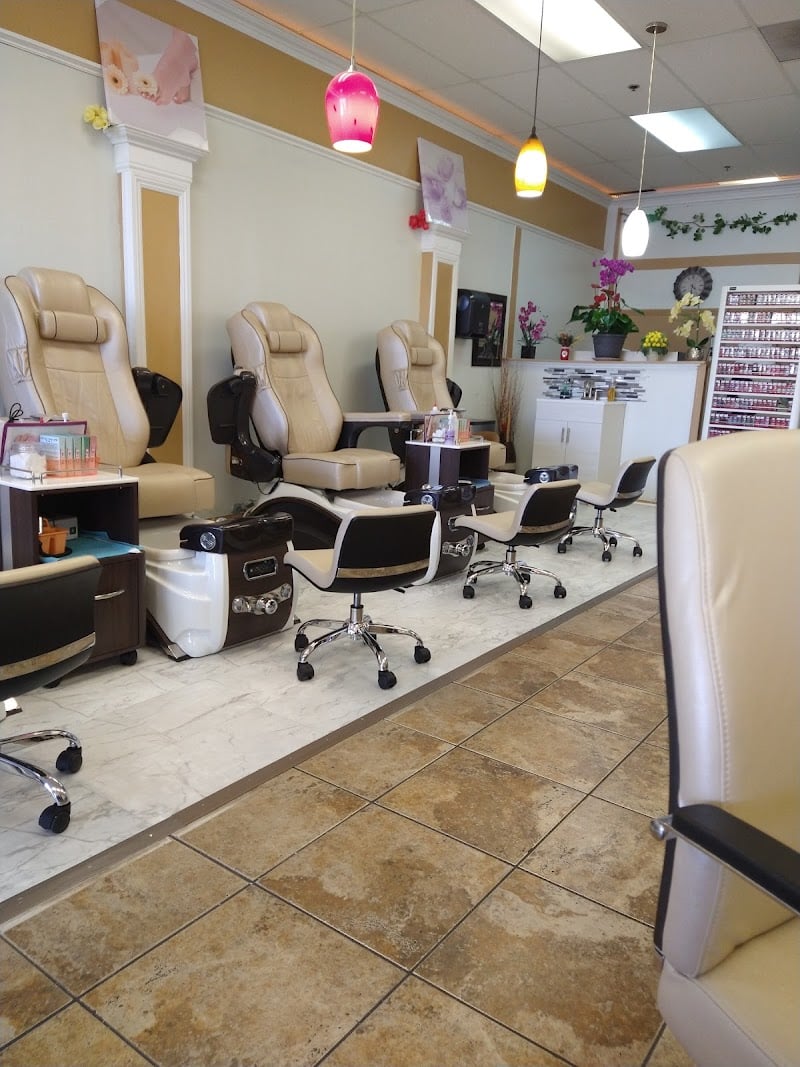 Lou's Superwash 2 - Laundromat in CA 93905
